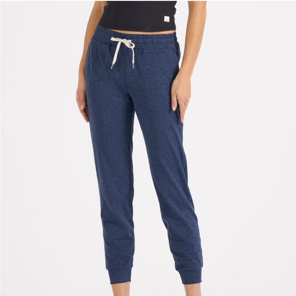 Vuori Joggers Women’s Size Medium